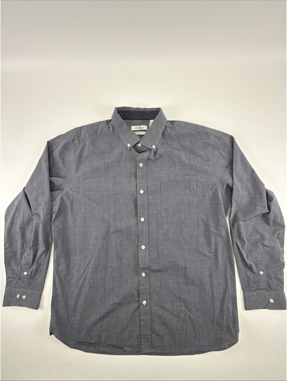 Van Heusen Men’s Classic Fit Button Down Long Sleeve Shirt XL 17-17.5 Gray Dots
